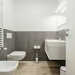 Sweet Apartment *
