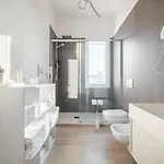 Sweet Apartment *