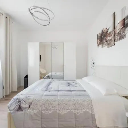 Sweet Apartment
